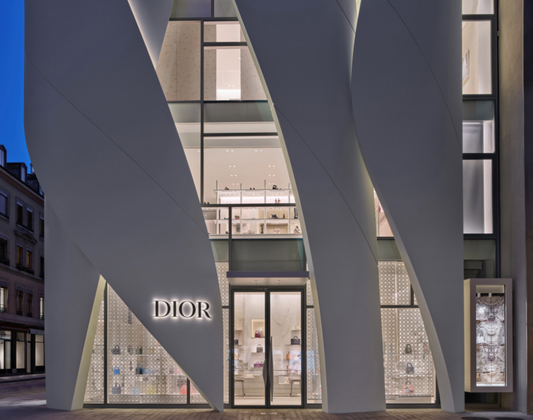Dior révèle une impressionnante boutique à Genève