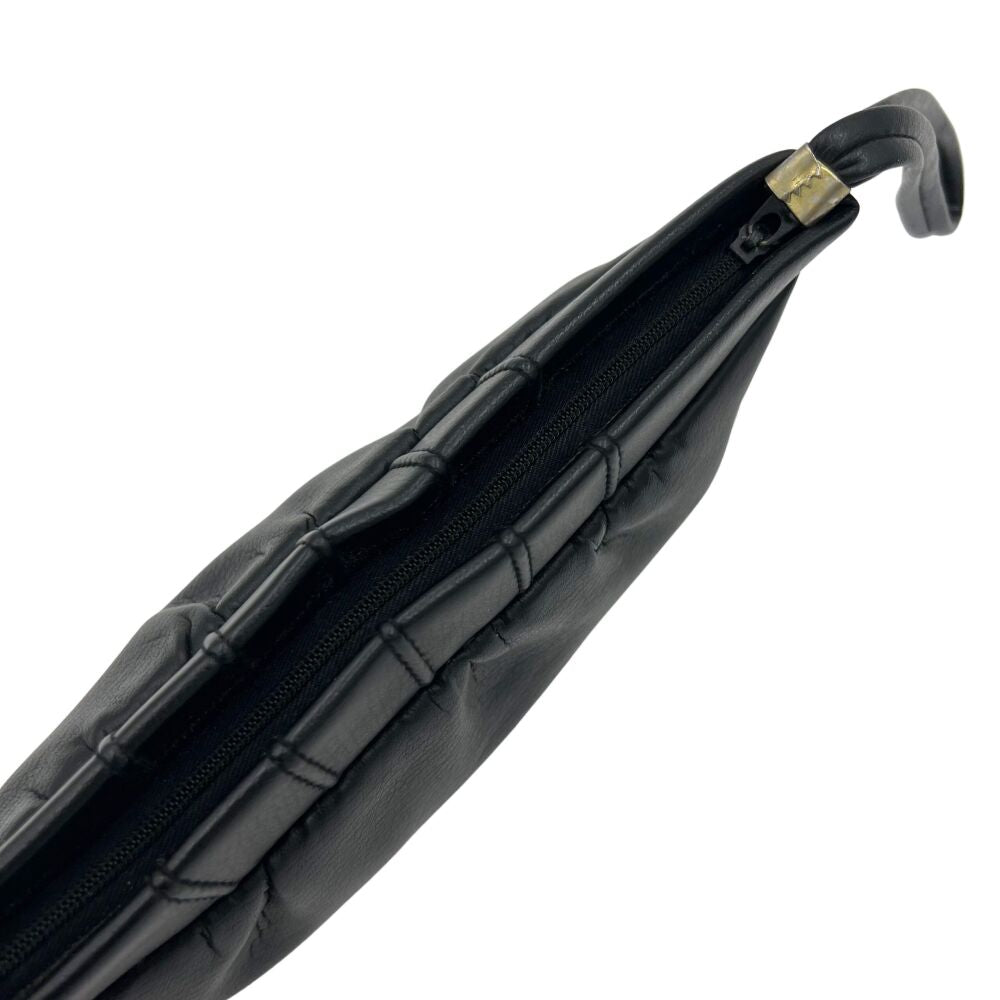 Pochette en cuir noir avec dragonne