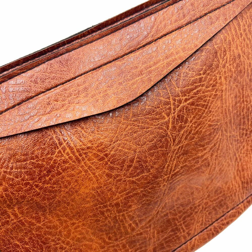 Pochette marron forme rectangulaire