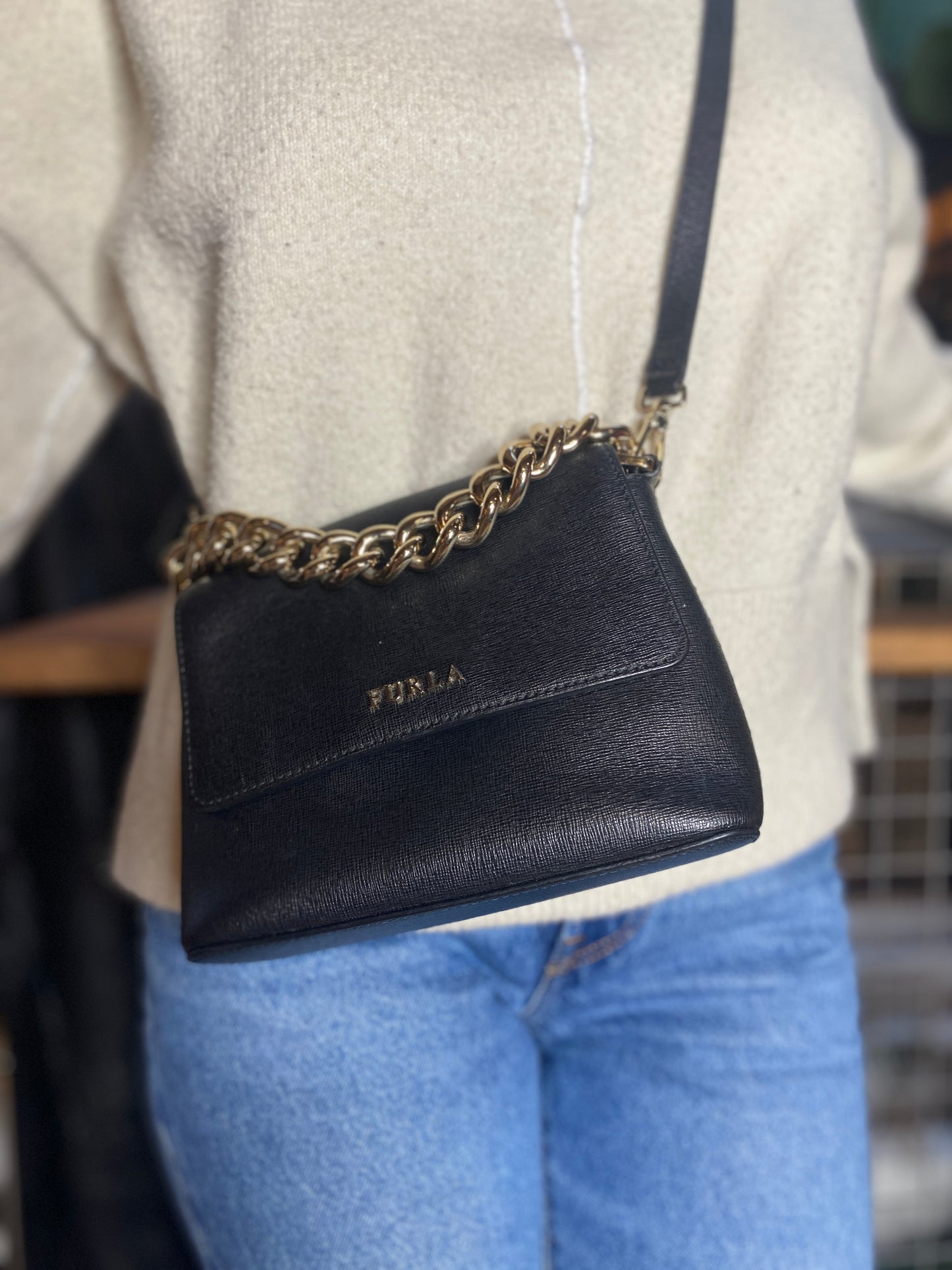 Sac à bandoulière en cuir noir