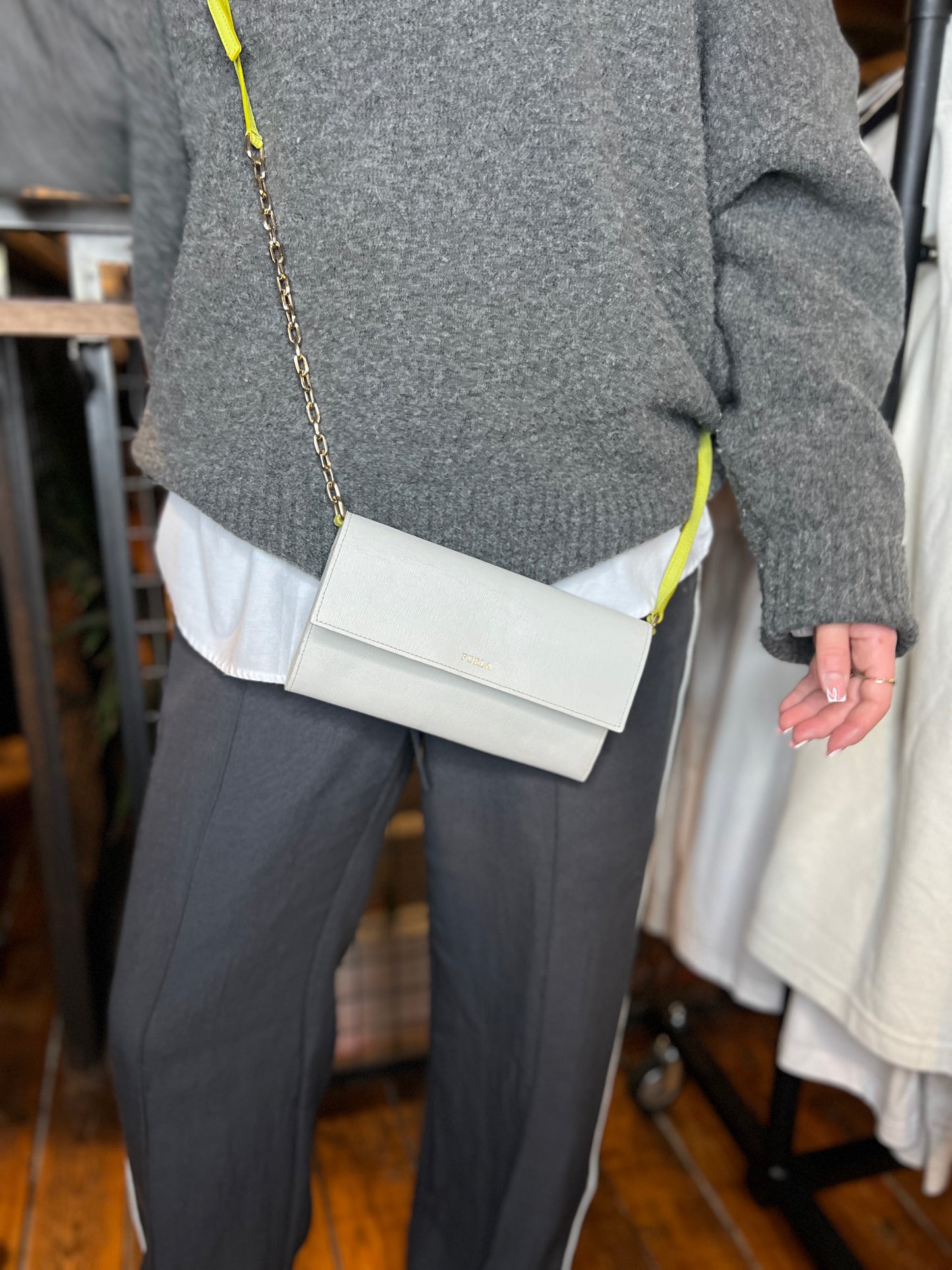 Pochette à bandoulière en cuir