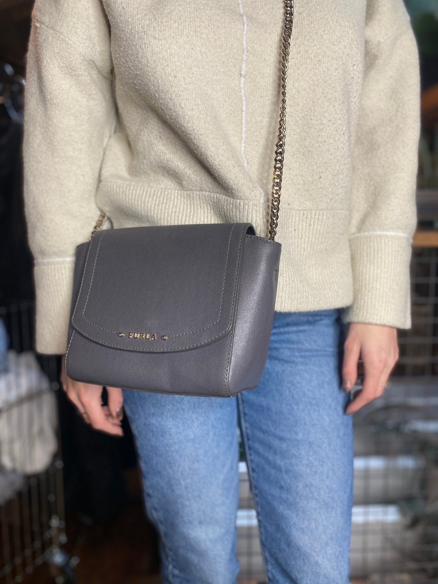 Sac à bandoulière en cuir gris