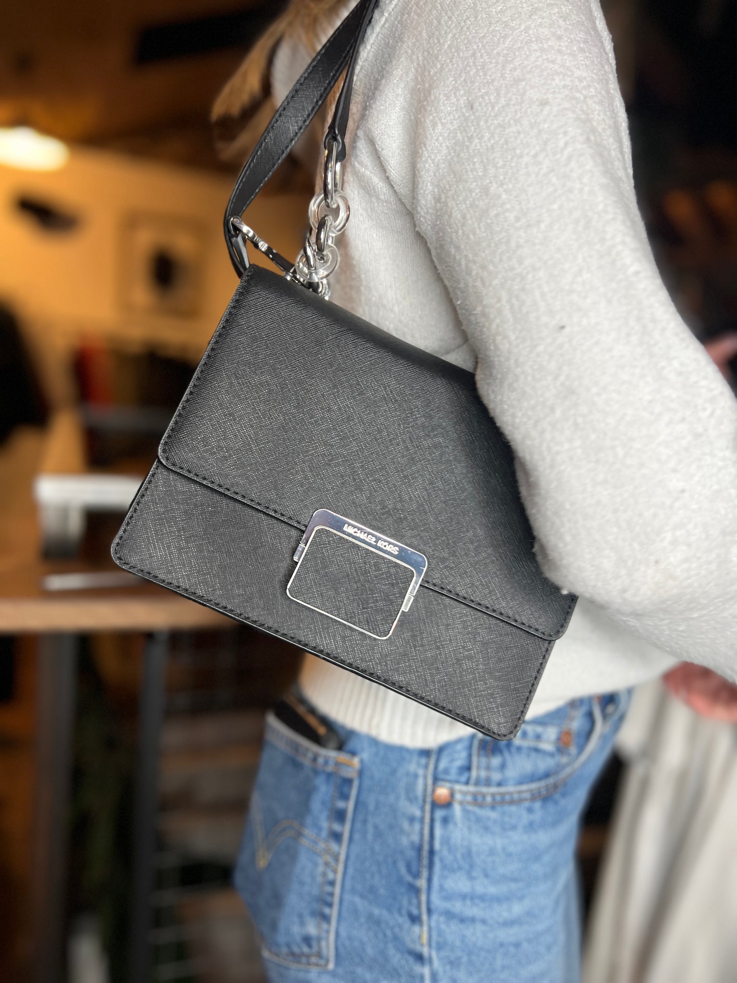 Sac à bandoulière en cuir noir