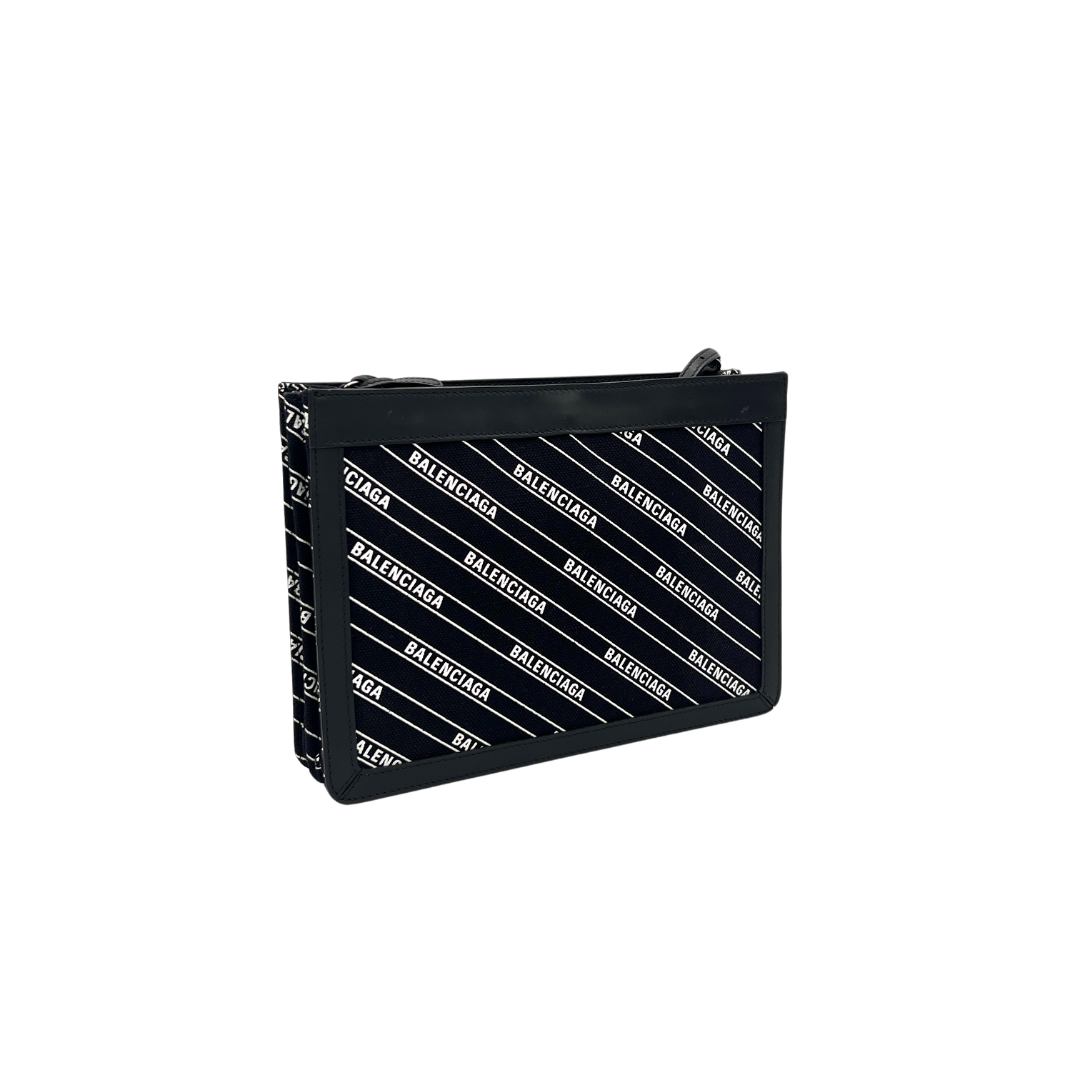 Sac à bandoulière en tissu noir