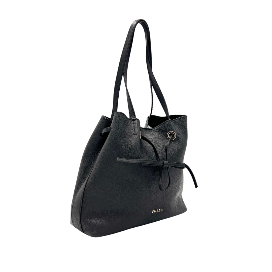 Sac seau en cuir noir